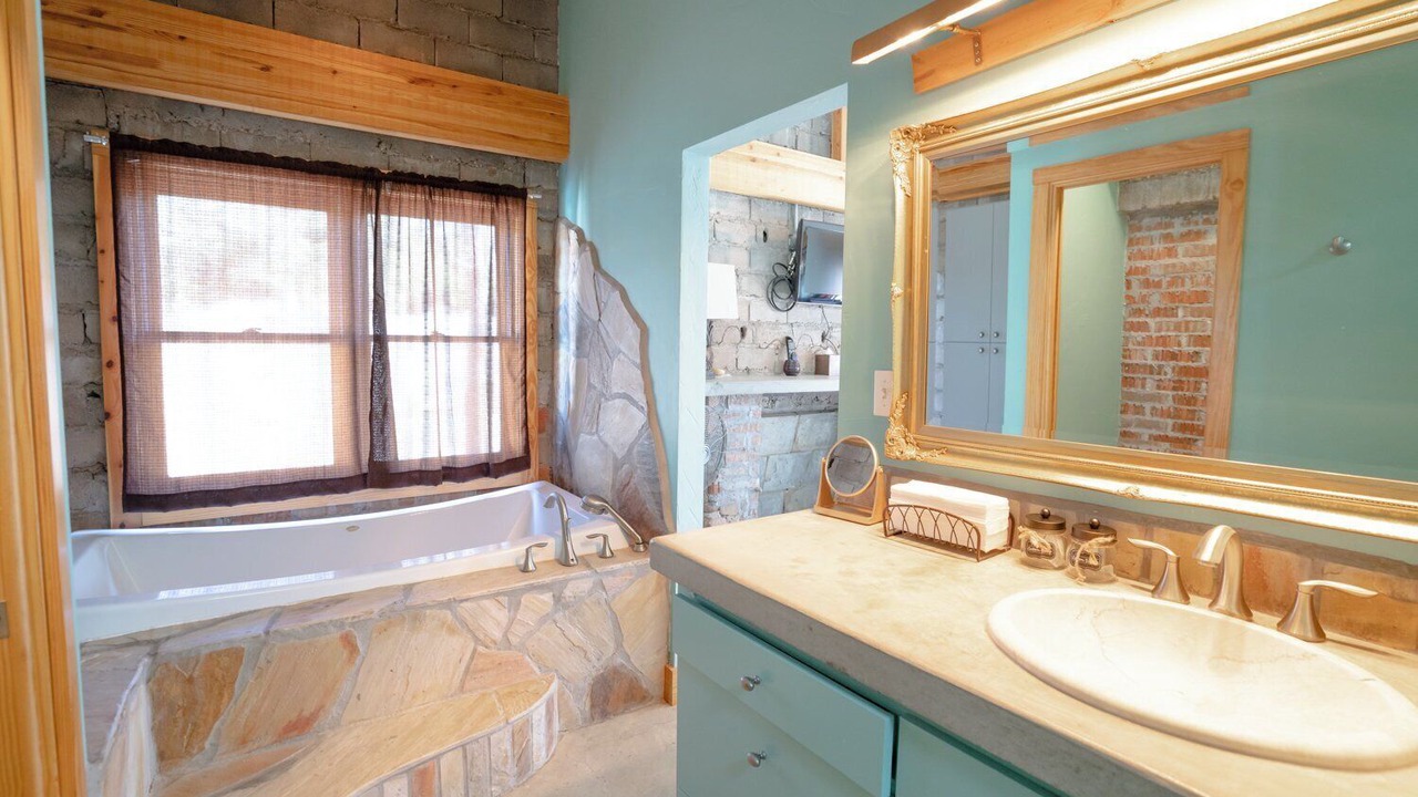 Photo of Bathroom in Mineral Wells