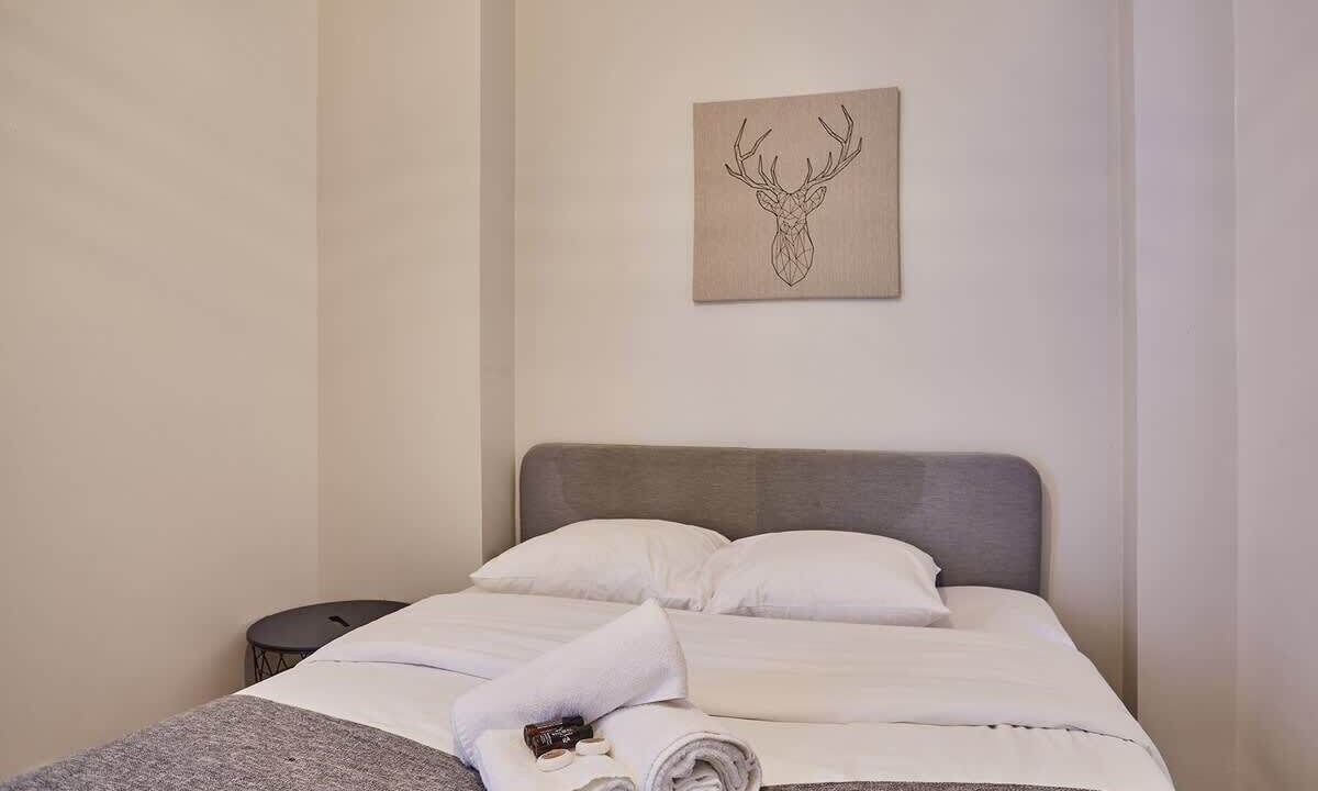 Photo of Bedroom in Saint-Lambert