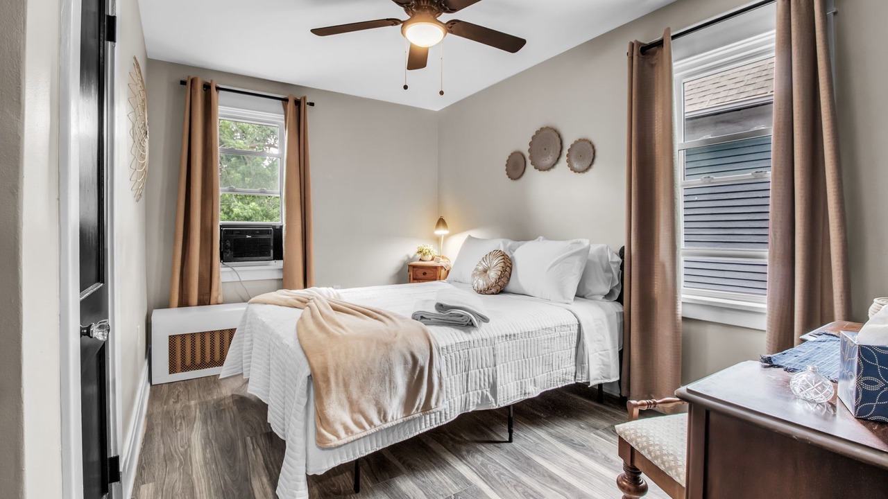 Photo of Bedroom in Buffalo