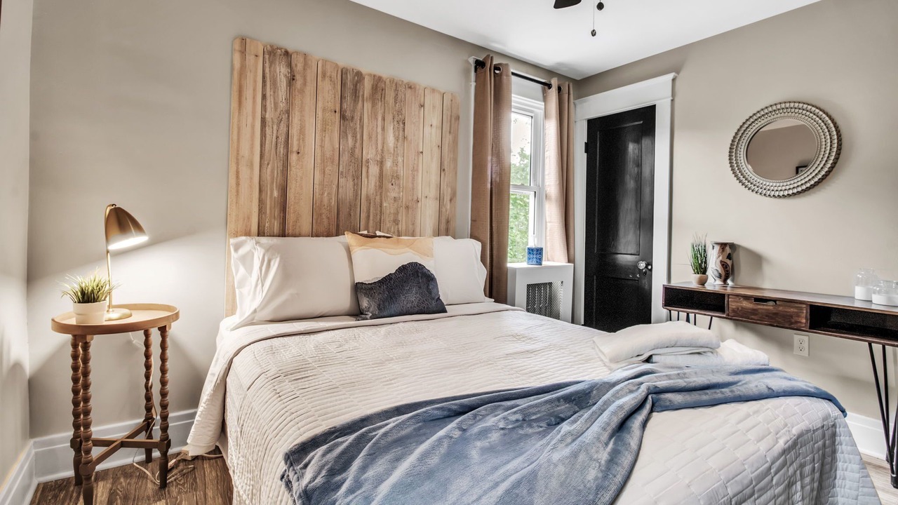 Photo of Bedroom in Buffalo
