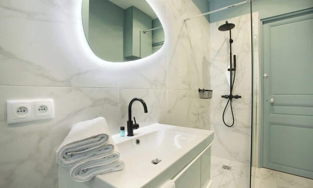 Photo of Others in Faubourg Saint-Germain