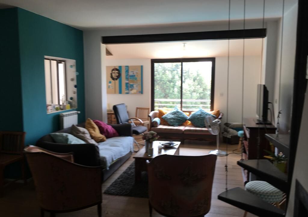 Photo of Livingroom in Gemenos