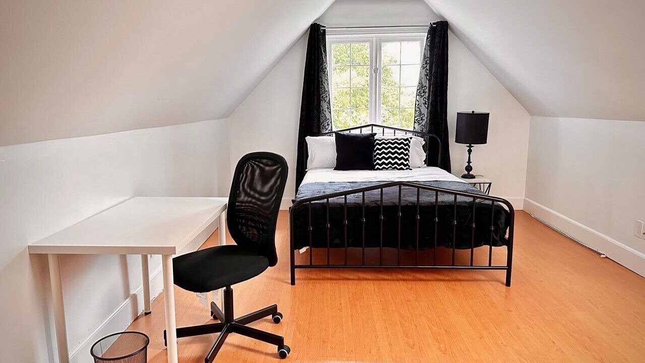 Photo of Bedroom in Flesherton