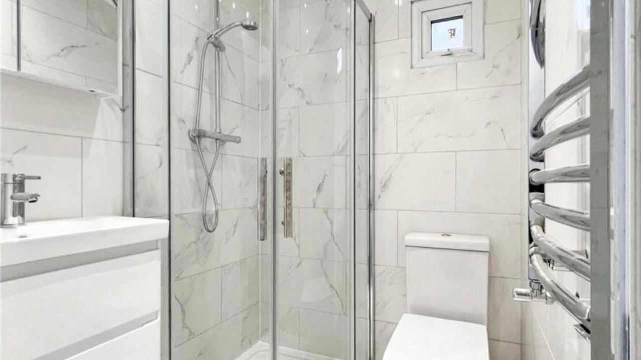 Photo of Bathroom in Grove Park