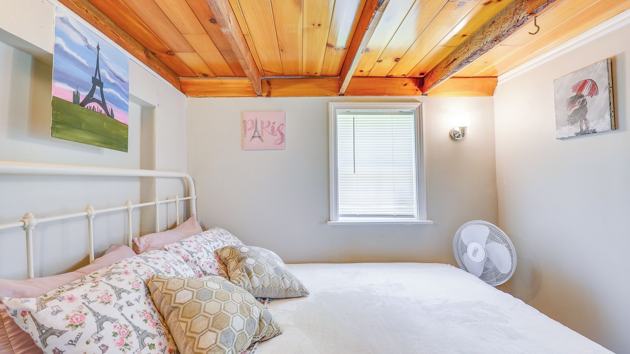 Photo of Bedroom in Paris