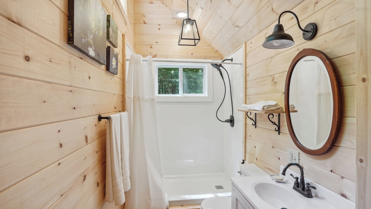 Photo of Bathroom in Gloversville