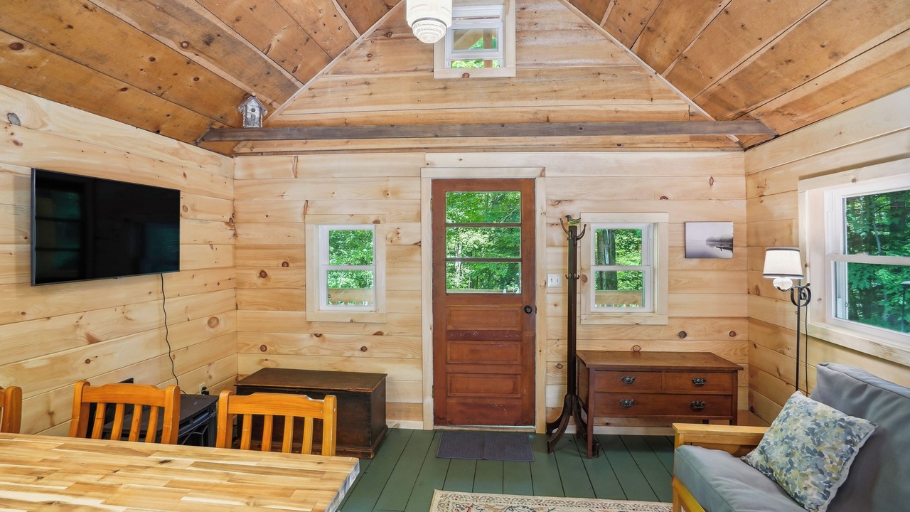 Photo of Livingroom in Gloversville