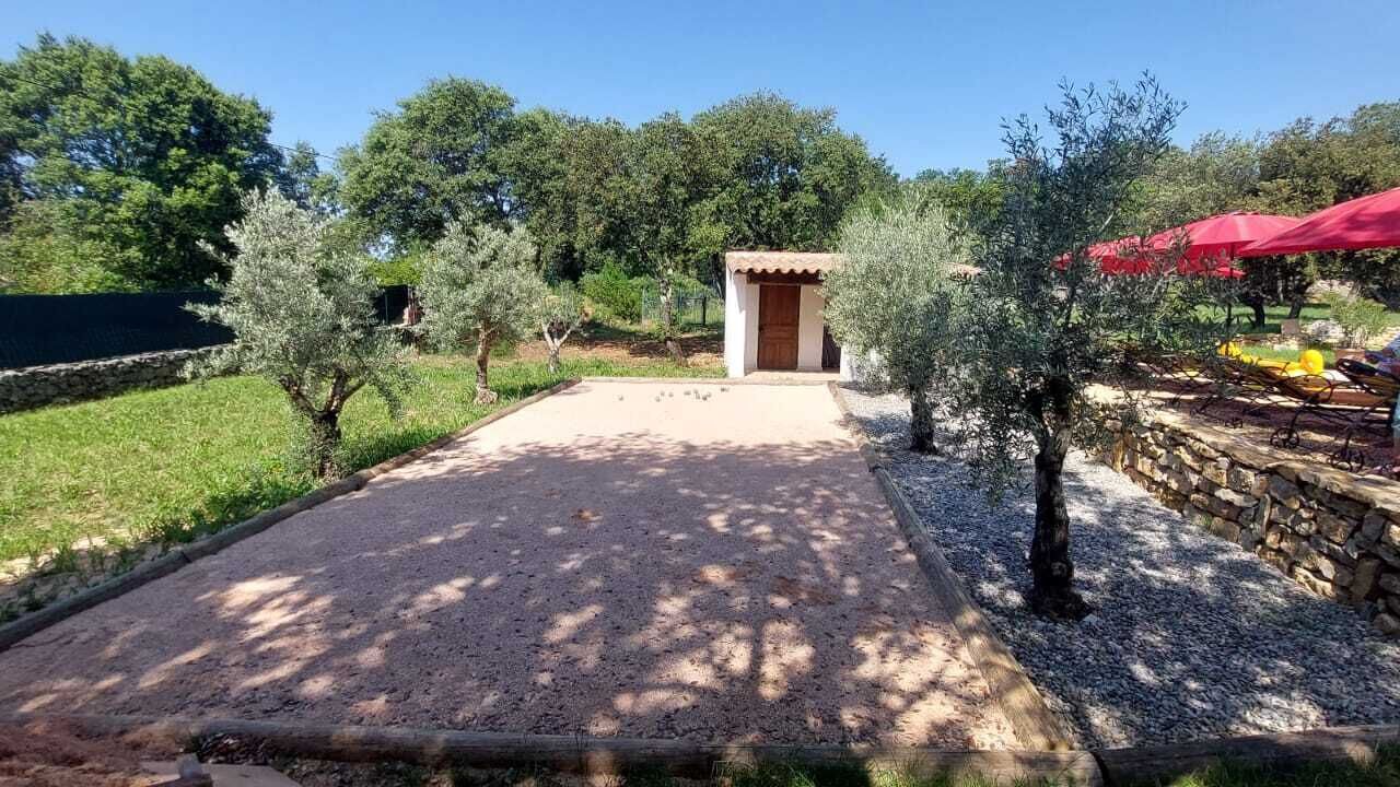 Photo of Outdoor in Neoules