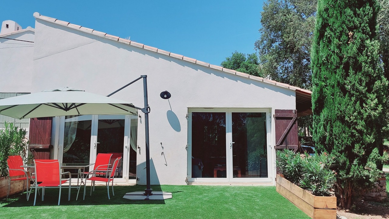 Photo of Outdoor in Neoules