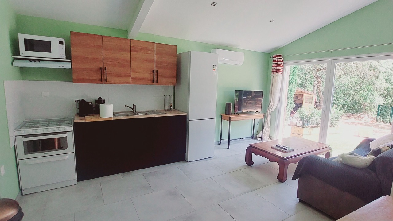 Photo of Kitchen in Neoules