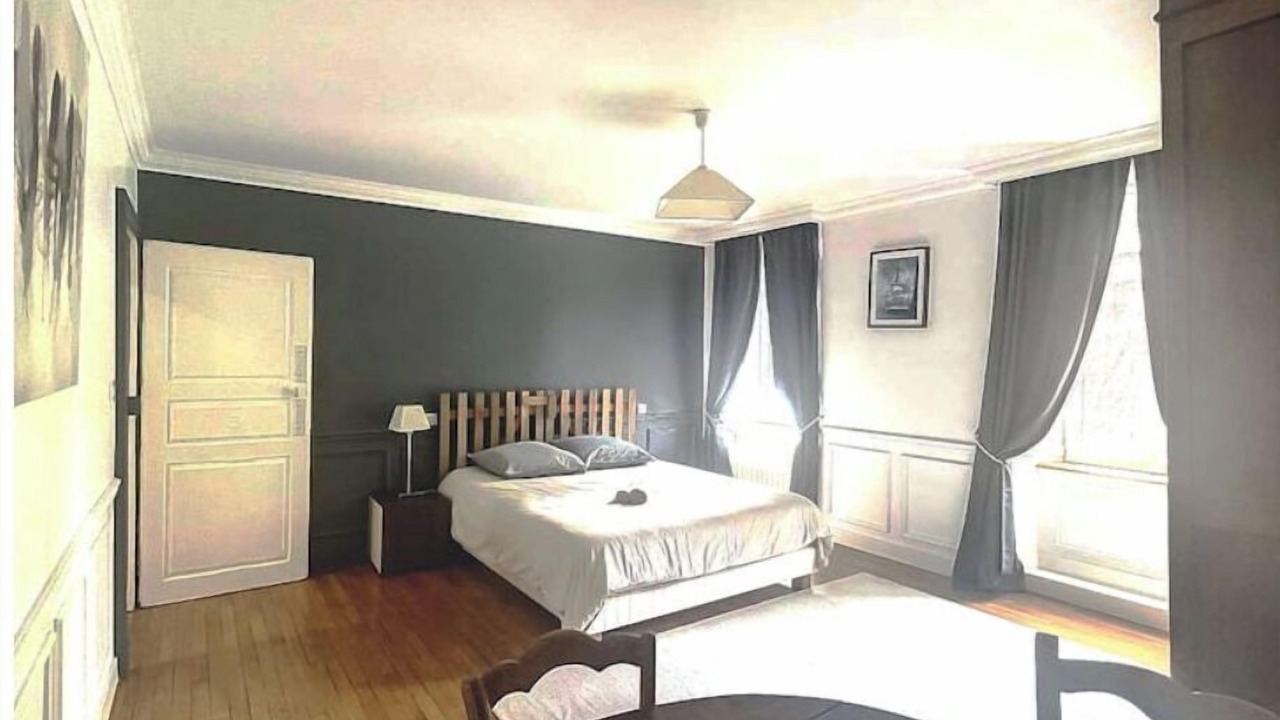Photo of Bedroom in Montlucon