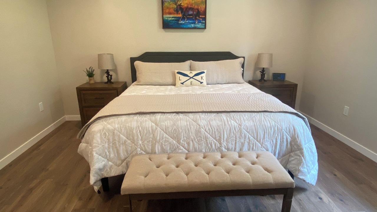 Photo of Bedroom in Lakeside