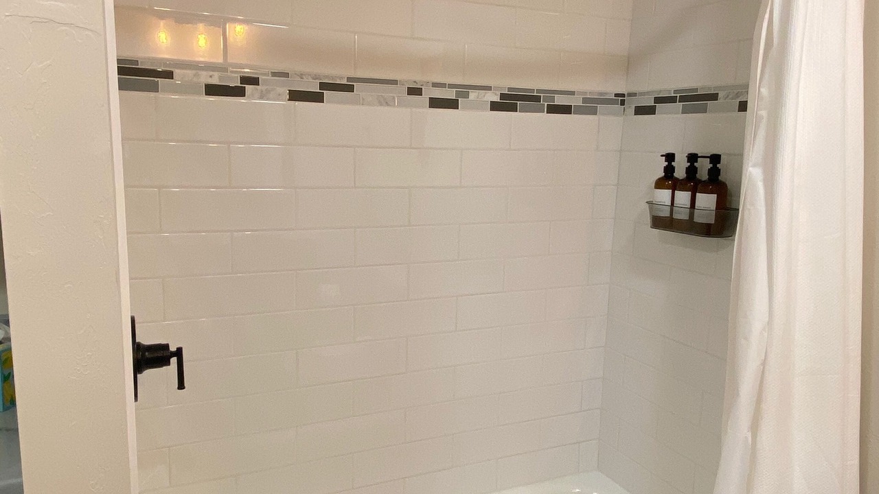 Photo of Bathroom in Lakeside