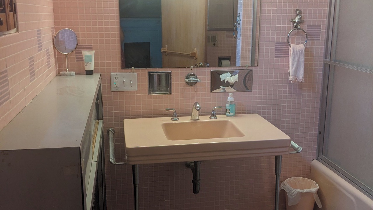 Photo of Bedroom in Louisiana