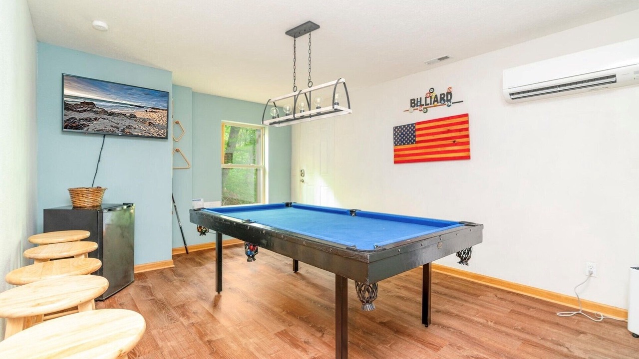 Photo of Bedroom in Lakeside Estates