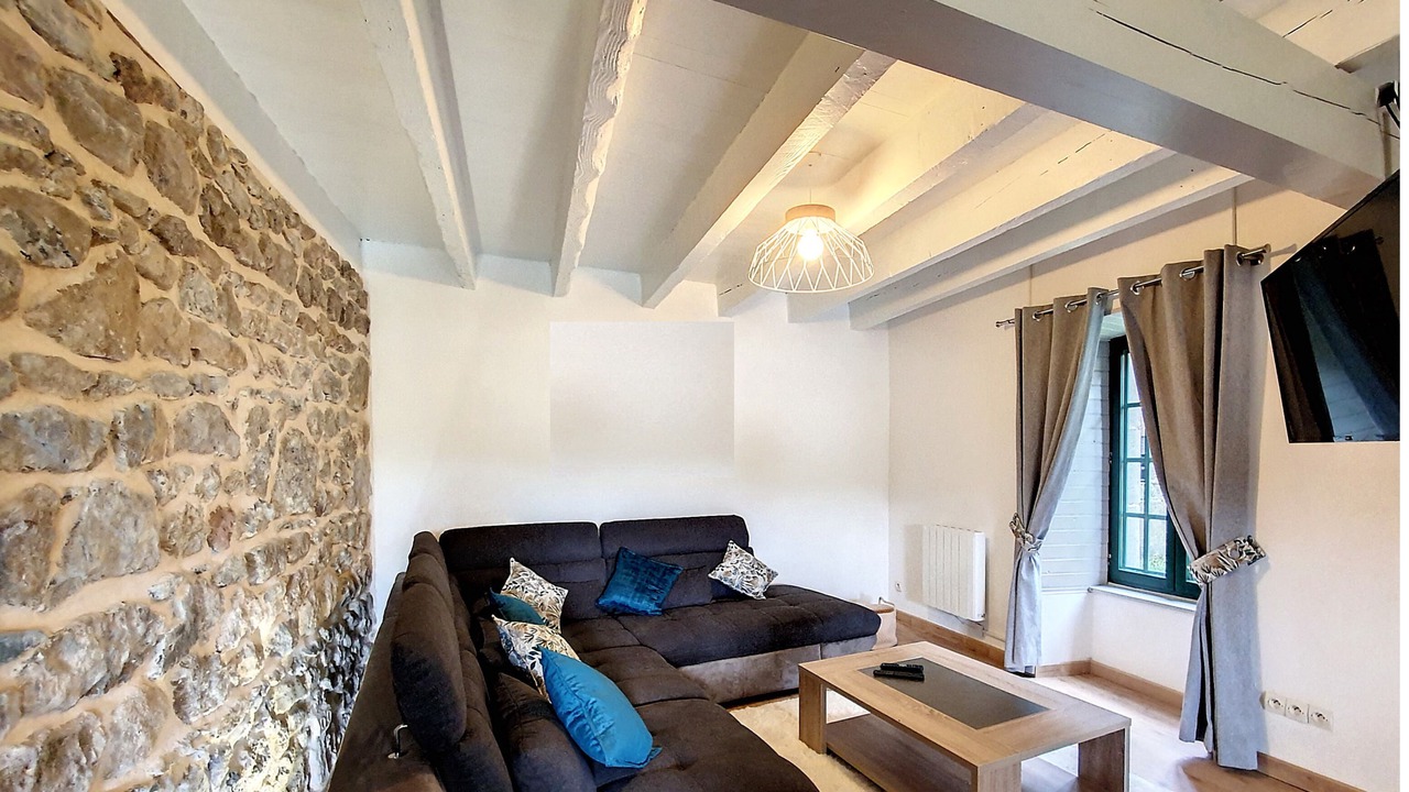 Photo of Livingroom in Chambon-sur-Lac