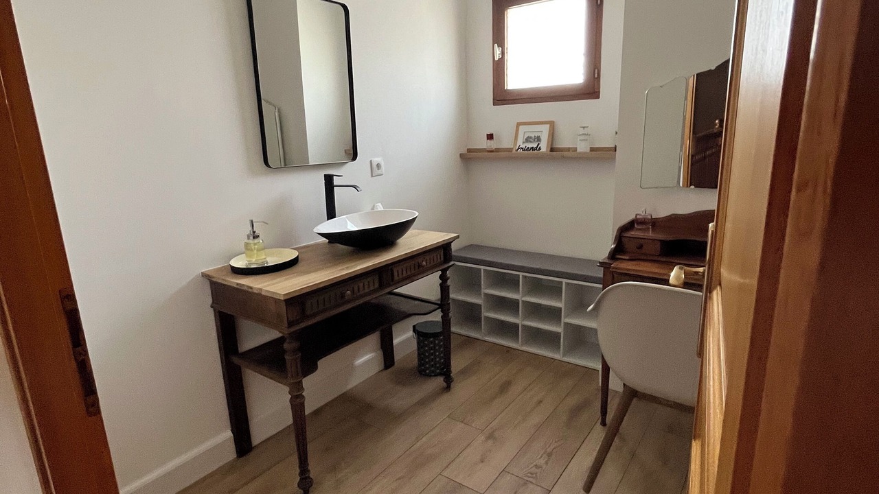 Photo of Bathroom in Saint-Gildas-de-Rhuys