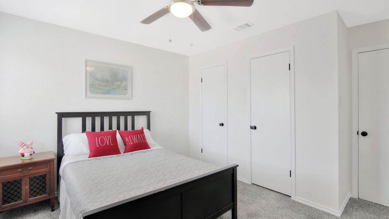 Photo of Bedroom in North Central Carrollton