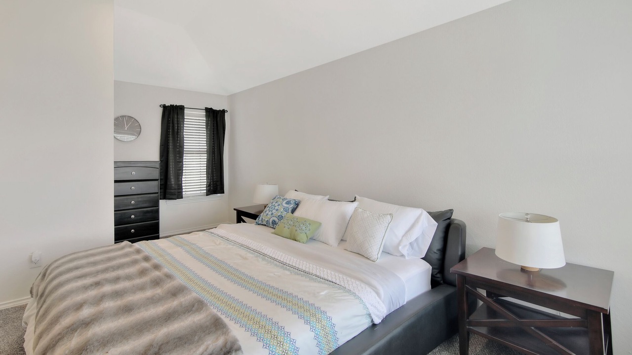 Photo of Bedroom in North Central Carrollton