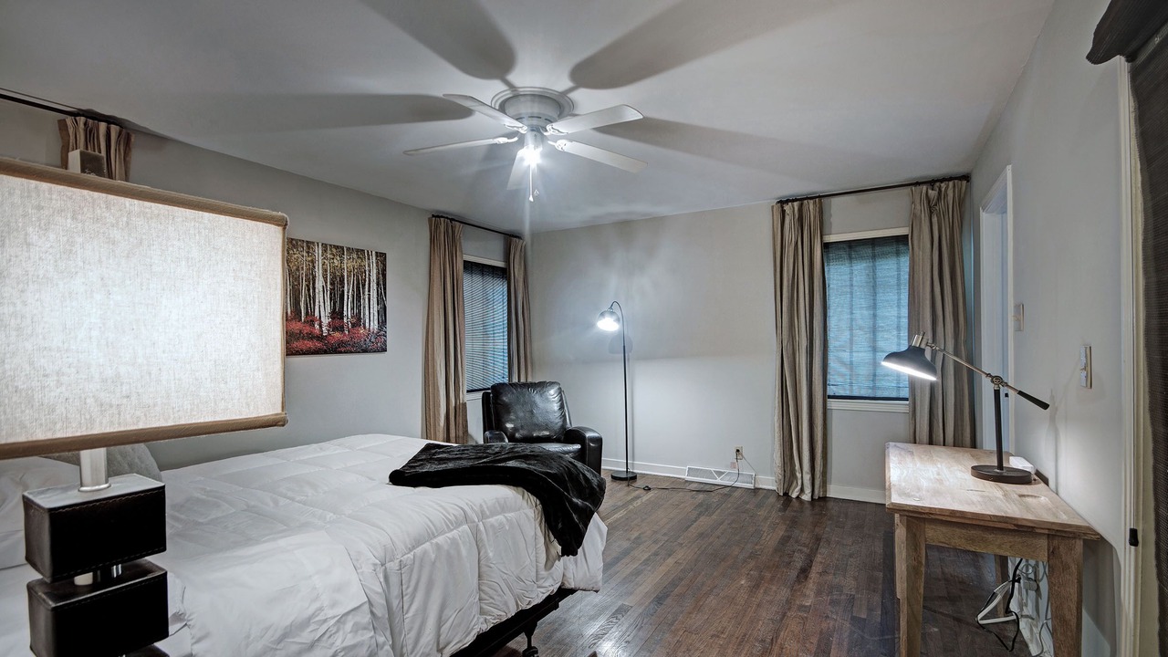 Photo of Bedroom in Tougaloo