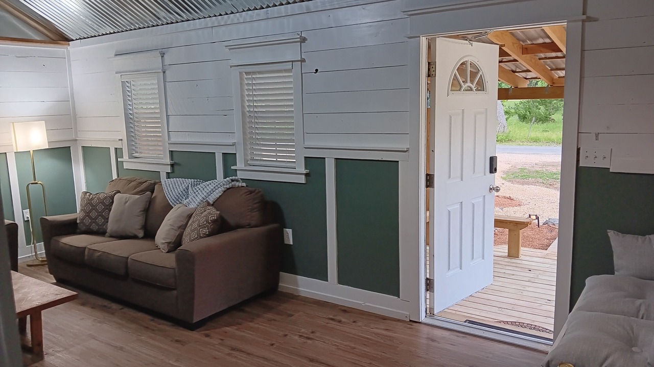 Photo of Livingroom in Leakey