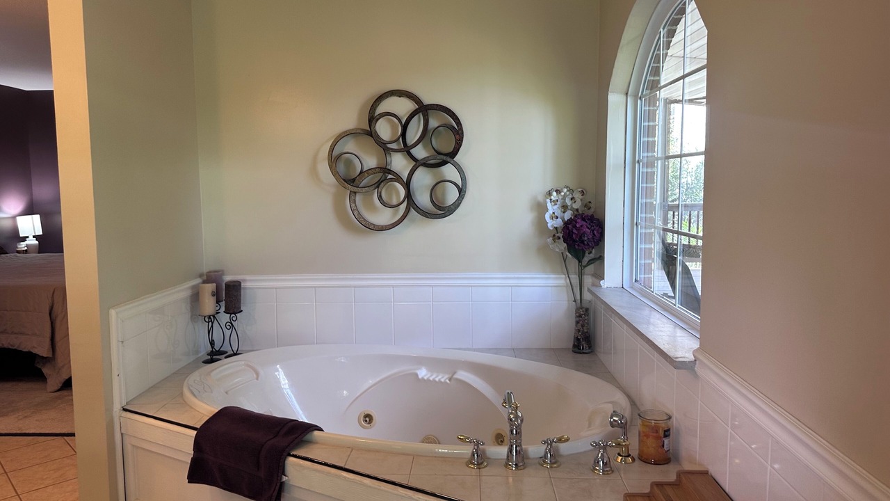 Photo of Bathroom in Pine Knot