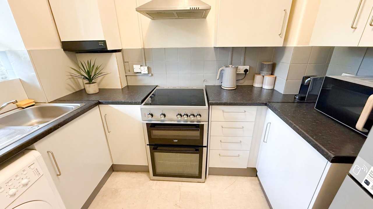 Photo of Kitchen in White City