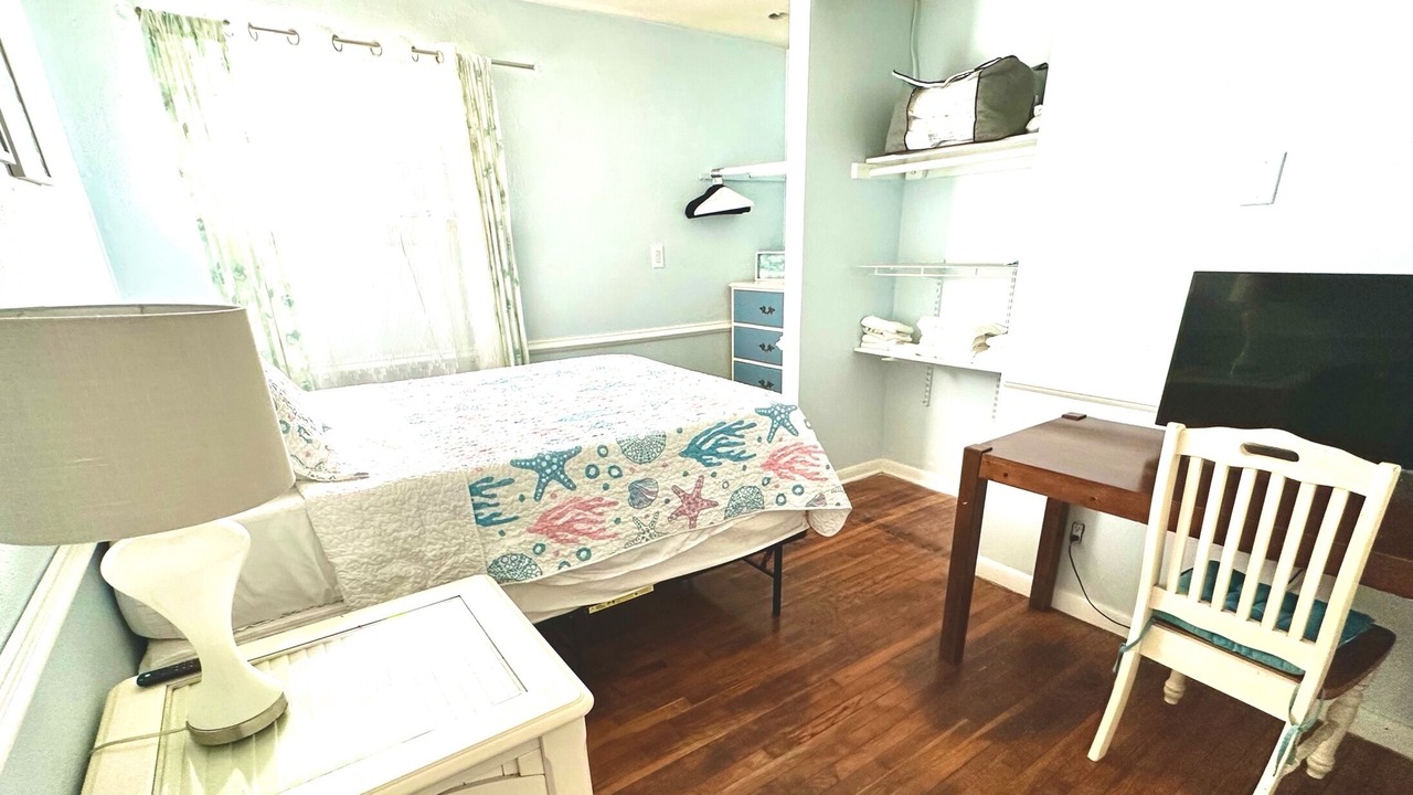 Photo of Bedroom in Northwest