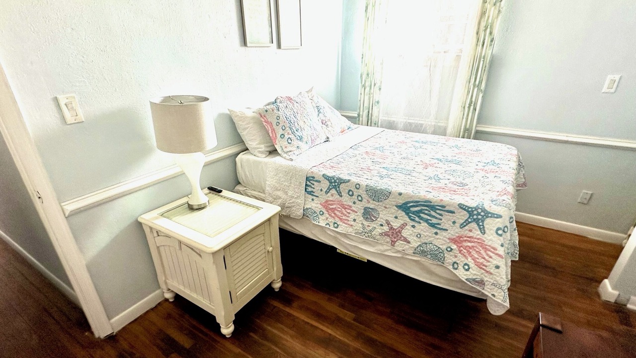 Photo of Bedroom in Northwest