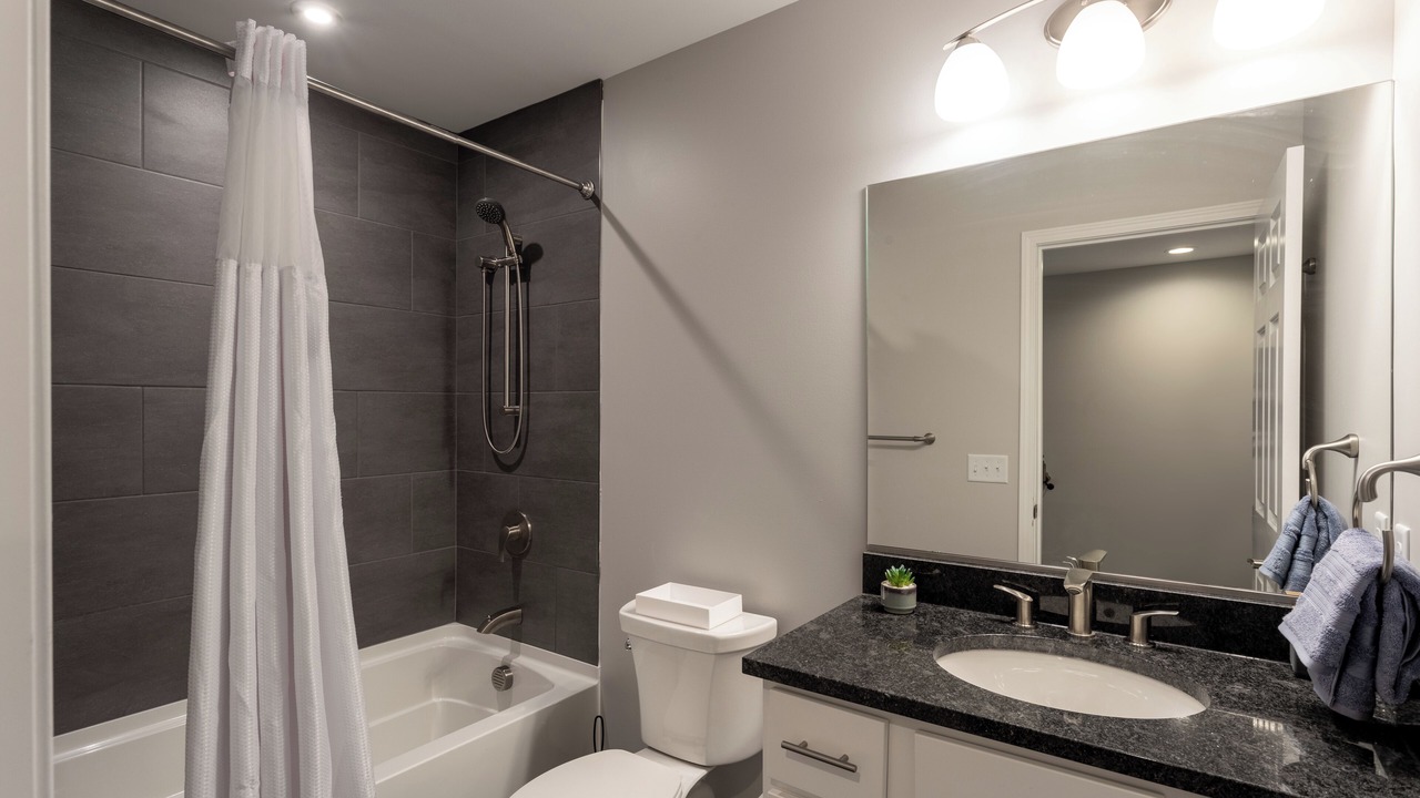 Photo of Bathroom in Lake Erie Beach