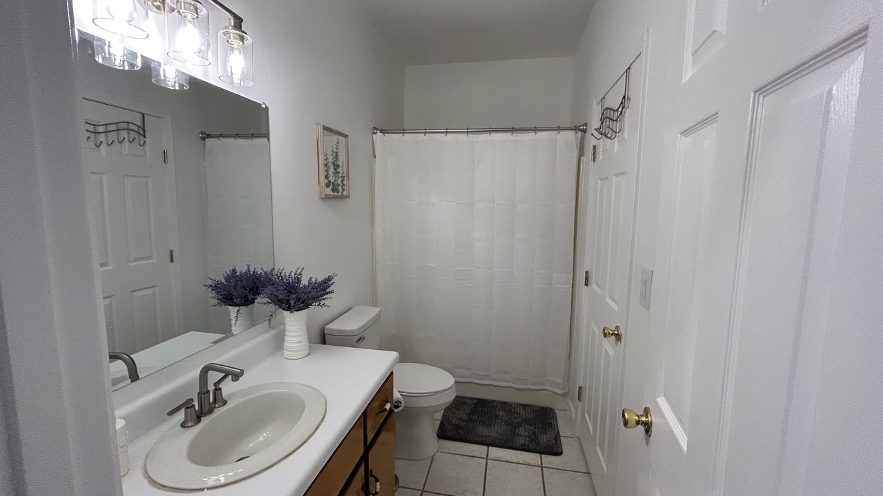 Photo of Bathroom in Skipperville