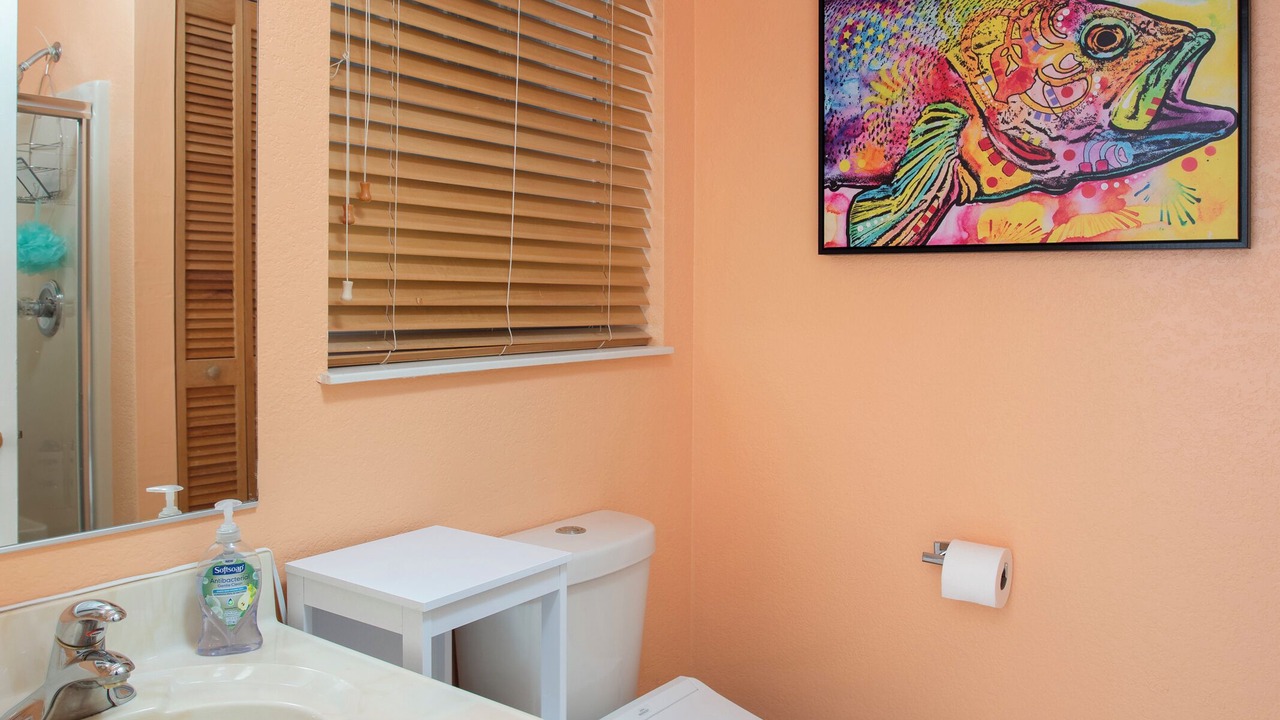 Photo of Bathroom in Geiger Key