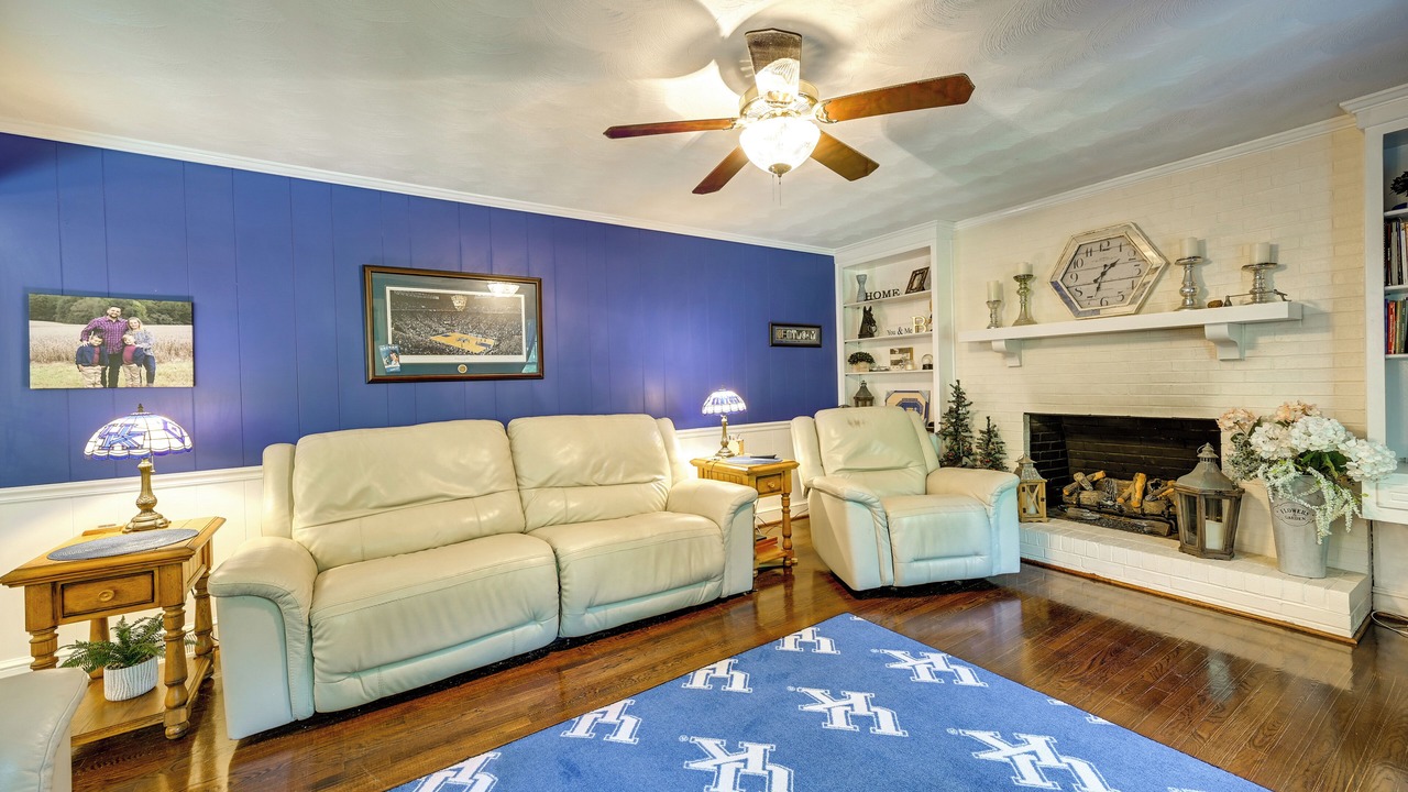 Photo of Livingroom in Martinsville