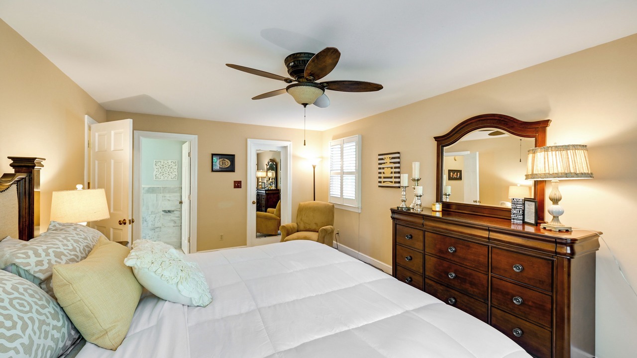 Photo of Bedroom in Martinsville