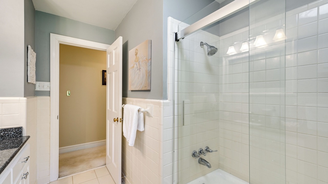 Photo of Bathroom in Martinsville