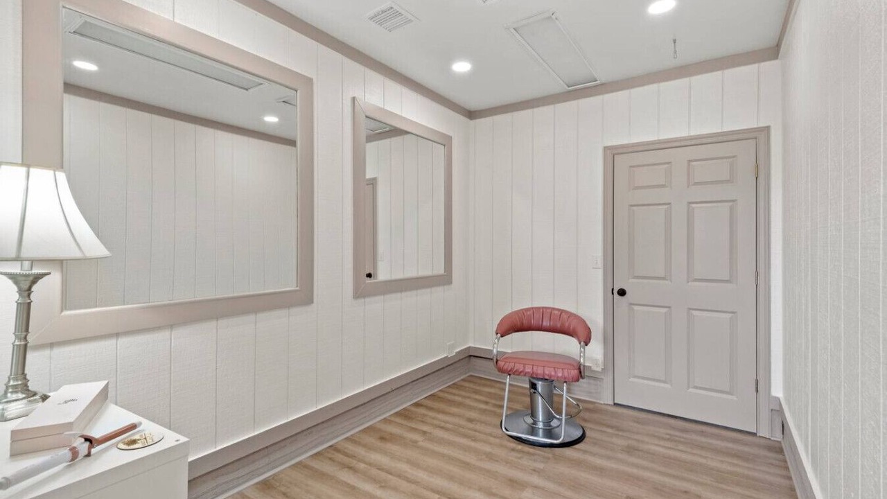 Photo of Others in Ramona