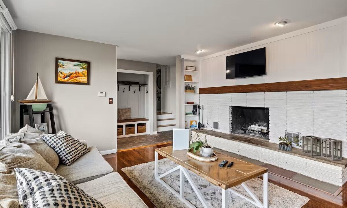 Photo of Livingroom in Canandaigua