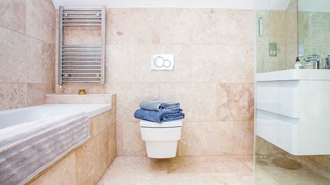 Photo of Bathroom in Mortehoe