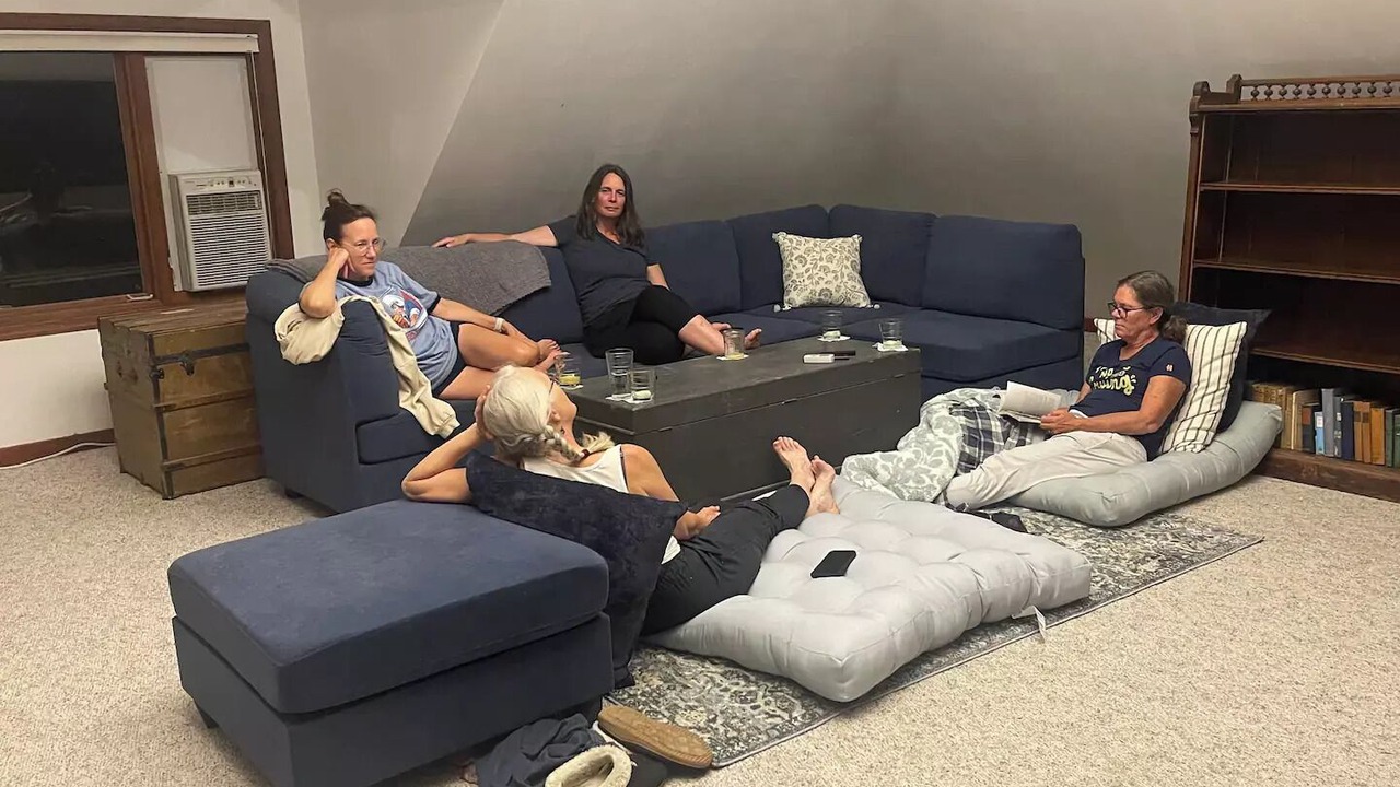 Photo of Others in Blue Mounds