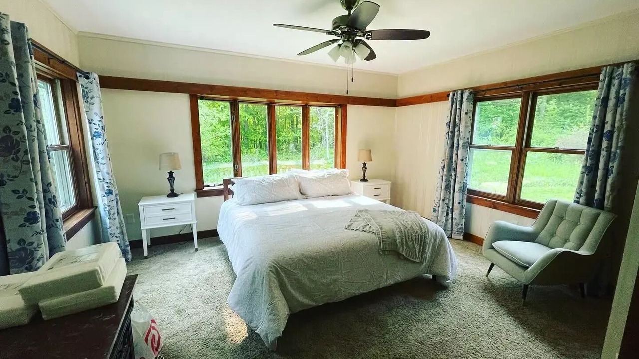 Photo of Bedroom in Blue Mounds