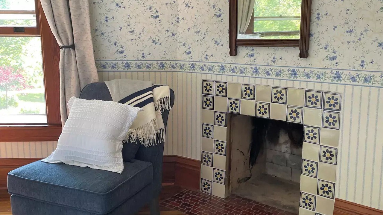 Photo of Others in Blue Mounds