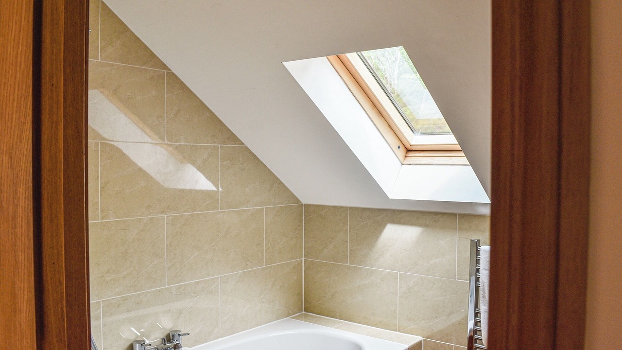 Photo of Bathroom in Salen