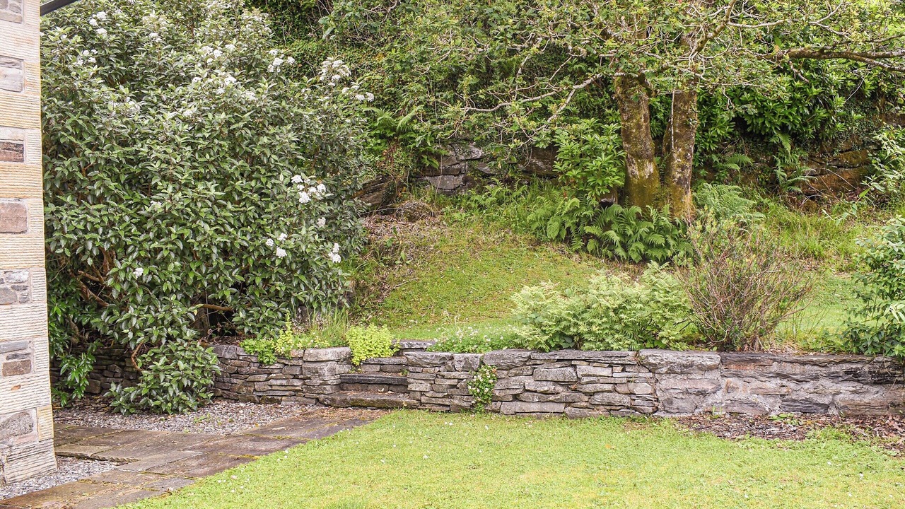 Photo of Outdoor in Salen