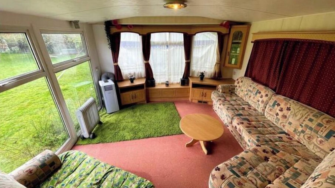 Photo of Livingroom in Winterbourne