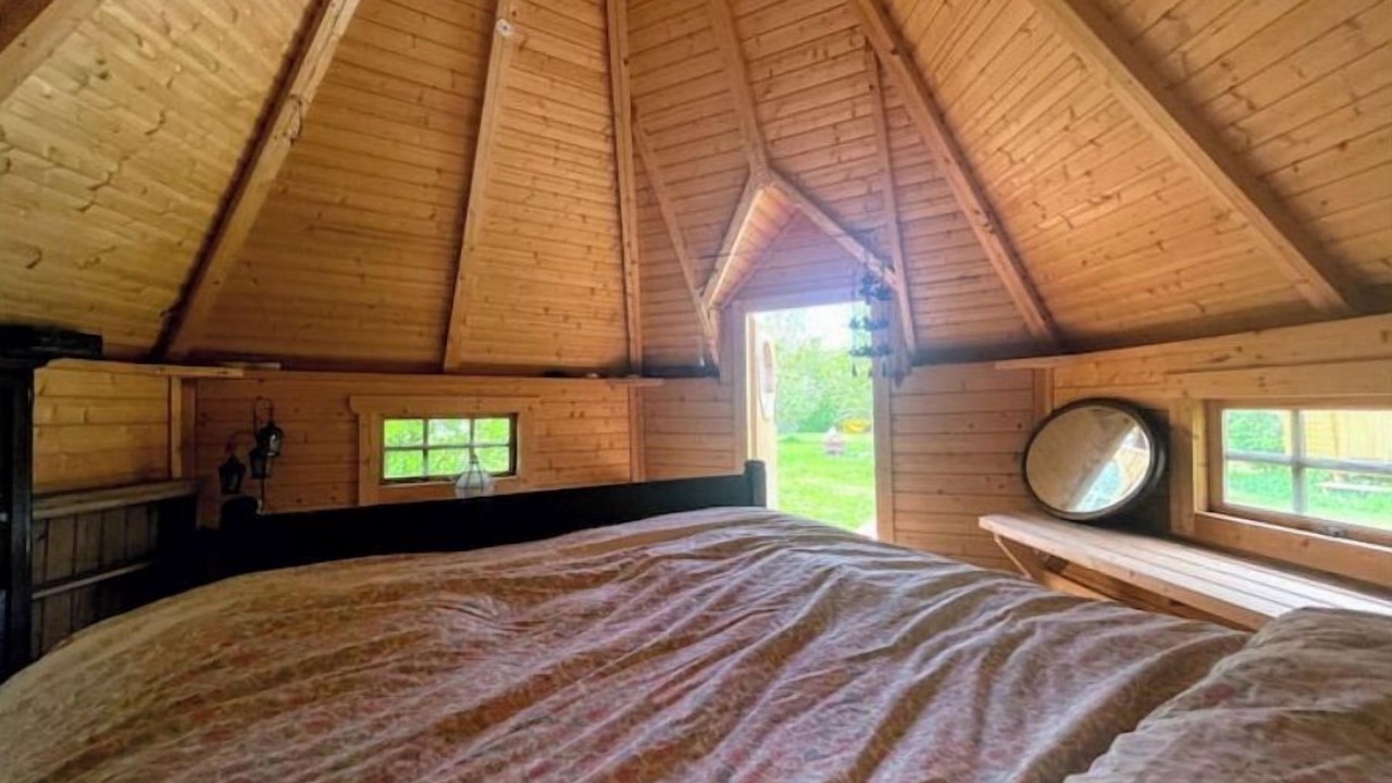 Photo of Bedroom in Winterbourne