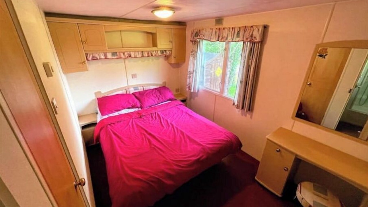 Photo of Bedroom in Winterbourne