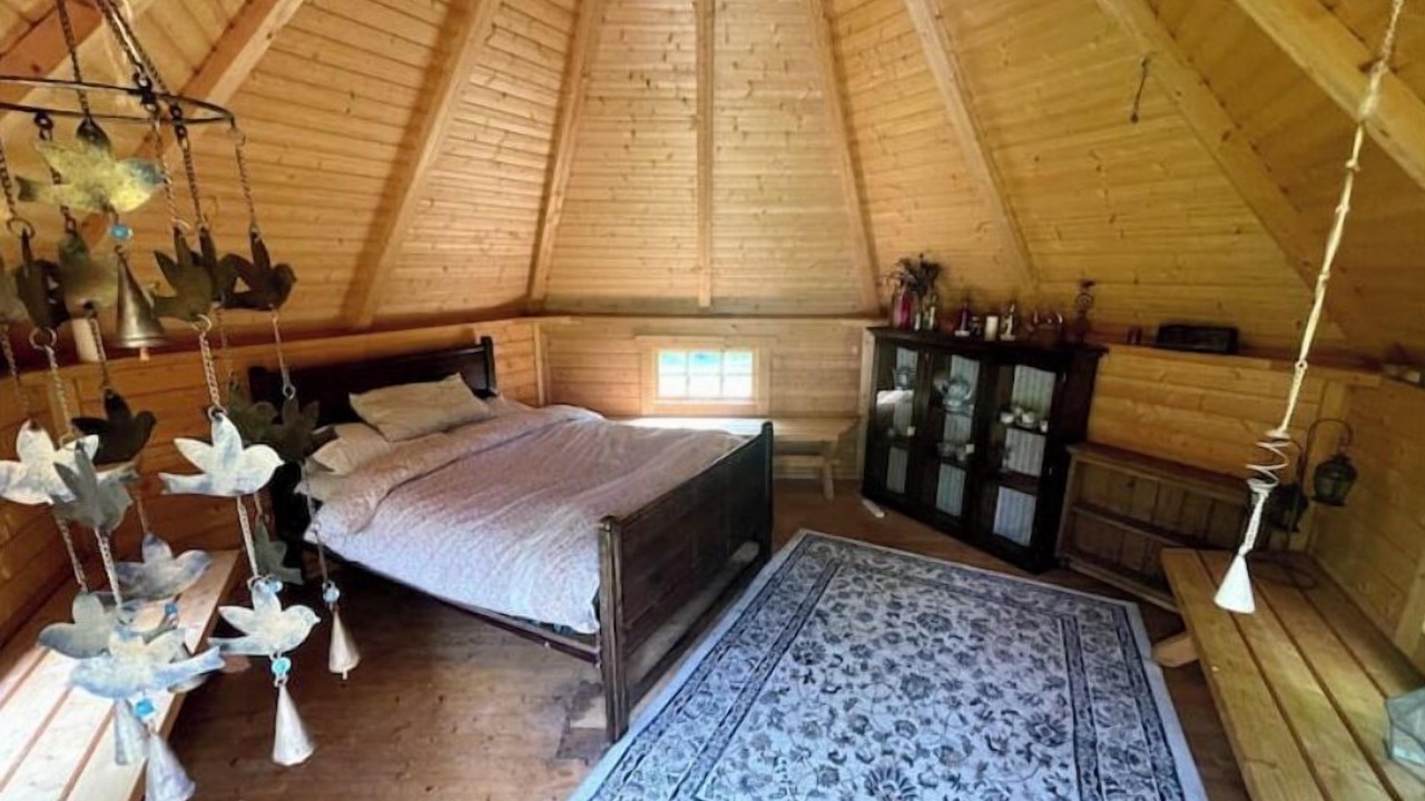 Photo of Bedroom in Winterbourne