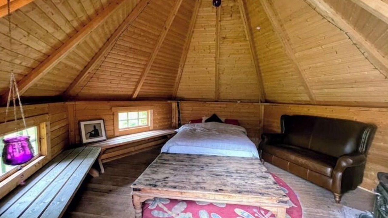 Photo of Bedroom in Winterbourne