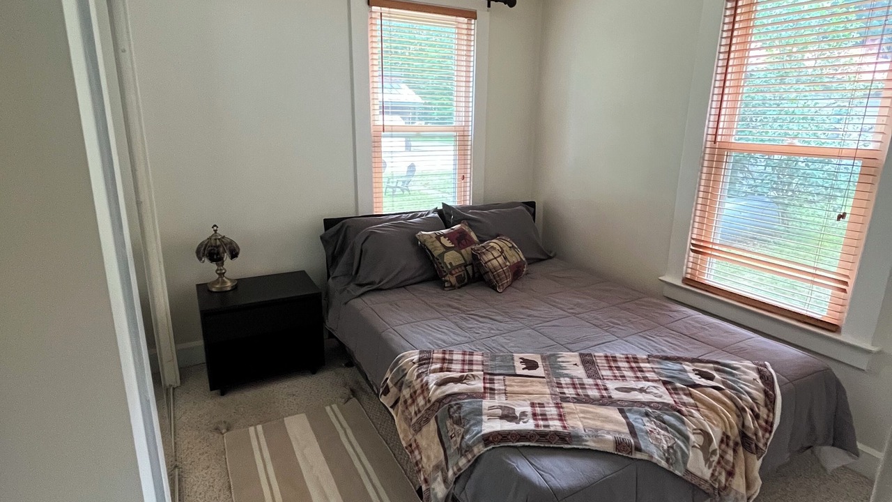 Photo of Bedroom in Town of Webb
