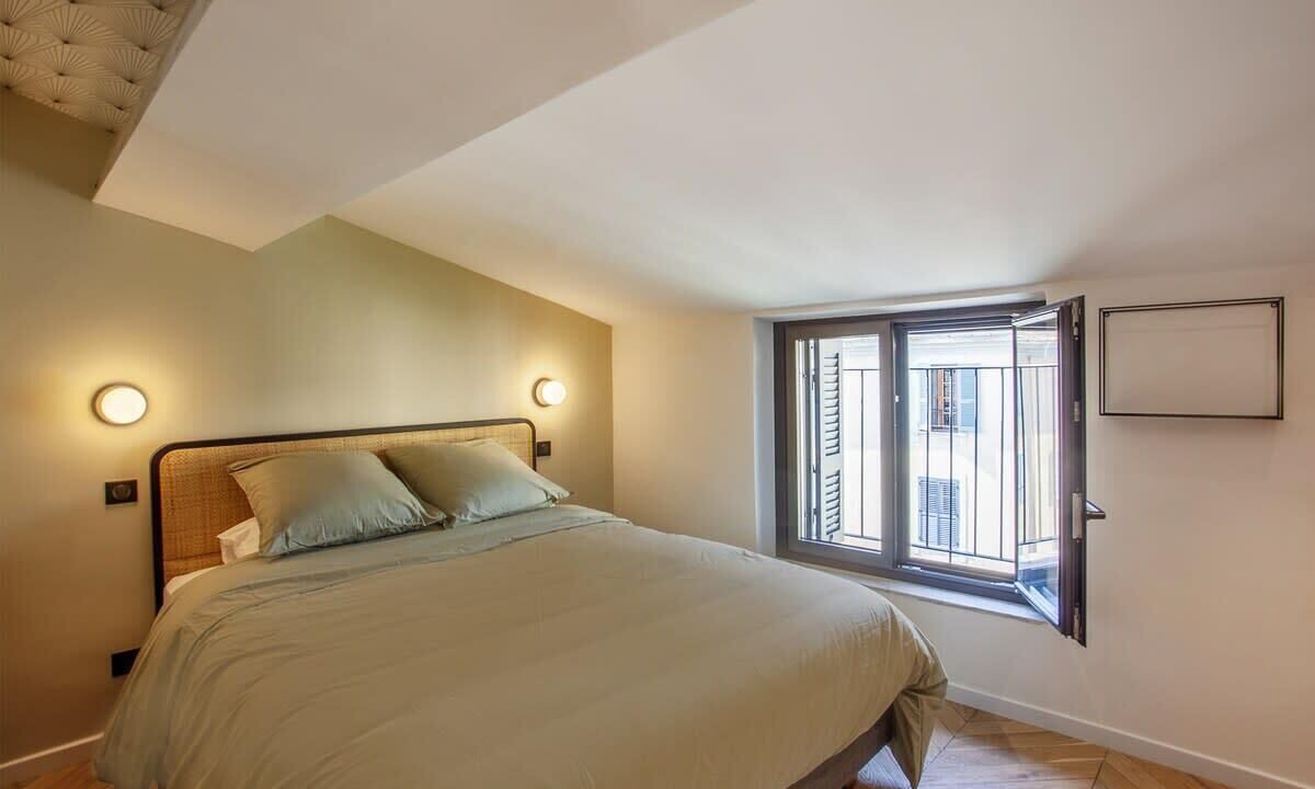 Photo of Bedroom in Bastia